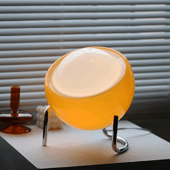 Skanto | Nordisk Lysarmatur - Unik Retro Skrivebordslampe