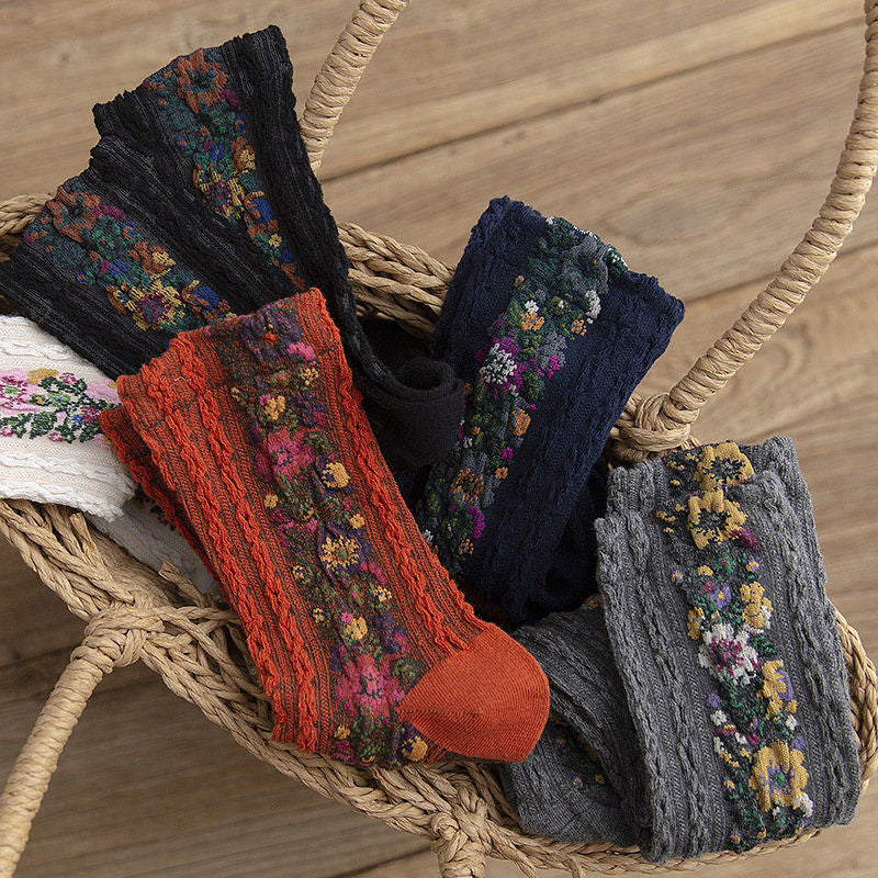 Skanto | Vintage Floral Style Cotton Crew Socks