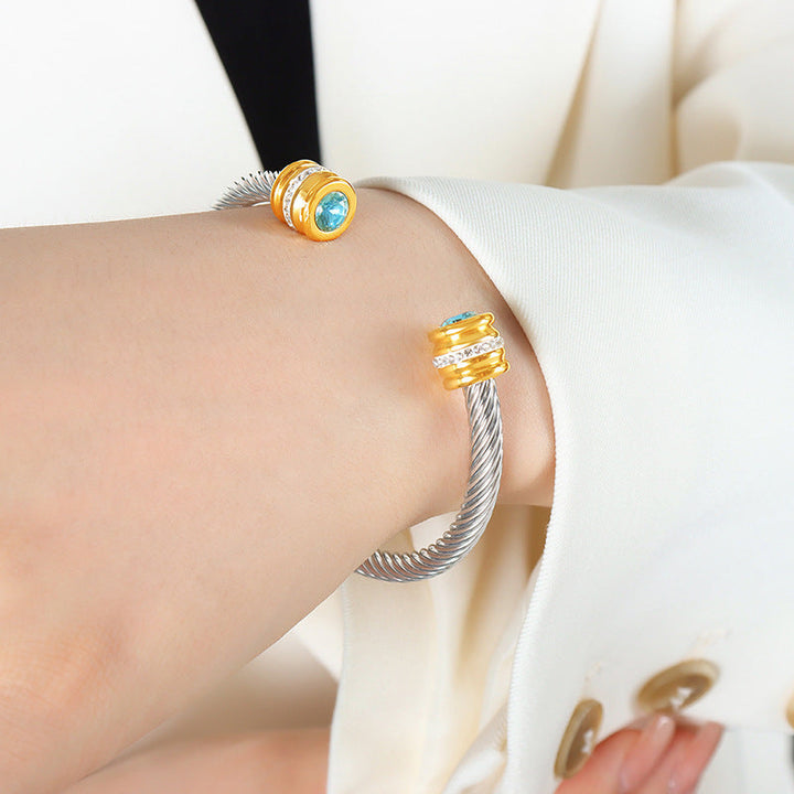Skanto | Personlig Tilpasset Fødselsstein Ends Twist Cuff Armbånd