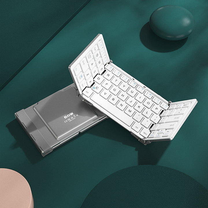 Skanto | Sammenleggbar Oppladbar Trådløs Tastatur med Lærveske, for Android Windows iOS Nettbrett & Laptop