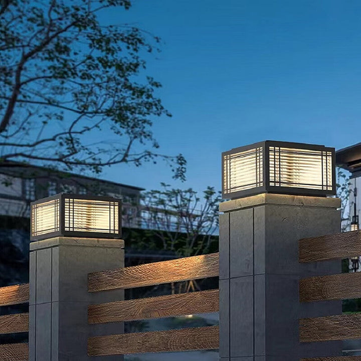 Tradisjonelt kinesisk kvadrat aluminium glass 1-lampe post hode lys for hage | Skanto