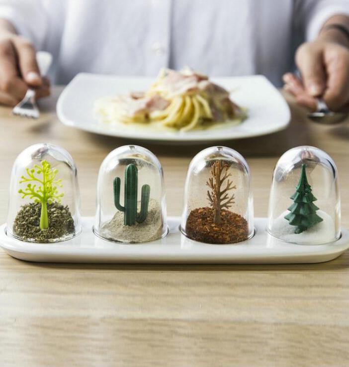 Tempus - Ornament Dome Salt & Pepper Shakers | Skanto