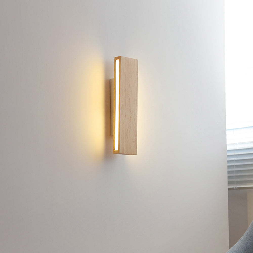 Skanto | Vegglampe med roterbar tre LED-design