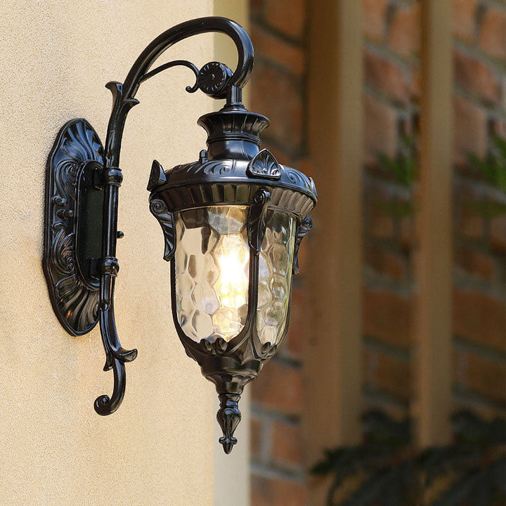 Tradisjonell europeisk sylinderlanterne aluminium glass 1-lys utendørs veggmontert lampe for utendørs patio | Skanto