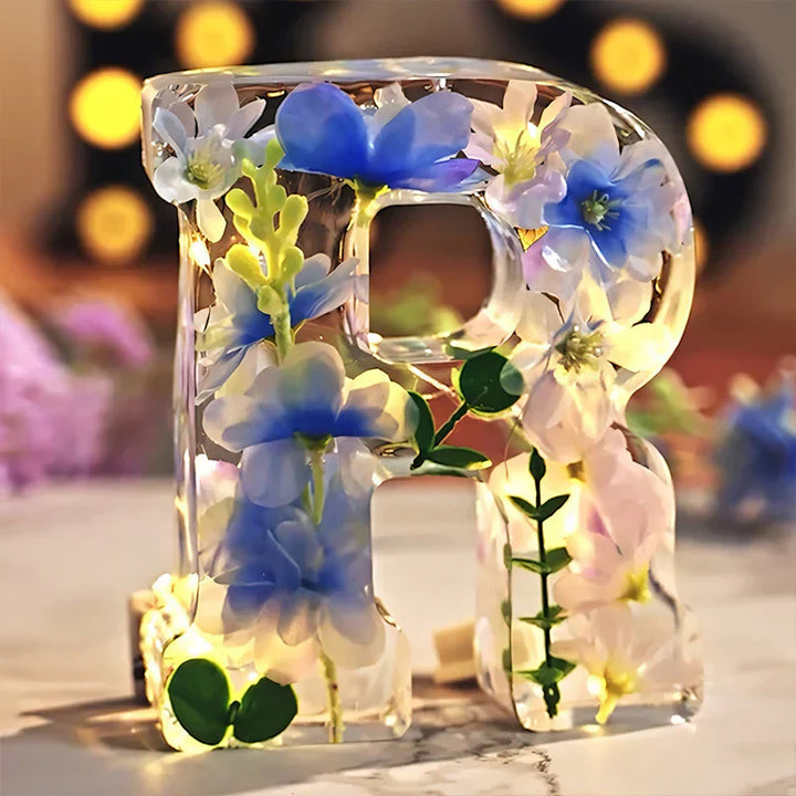 Skanto | Tørkede Blomster Bokstaver Nattlys