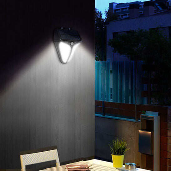 Skanto | Solenergi Intelligent Trekant Utendørs Vanntett Kroppssensor Patio LED Vegglampe