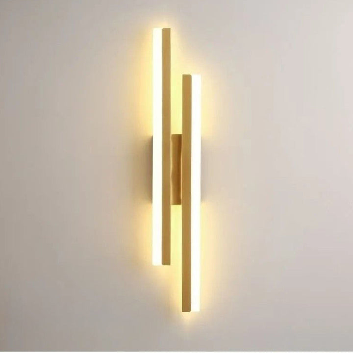 Skanto | LED-Wandleuchte | Modernes Design aus Acryl und Metall