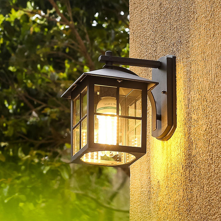 Moderne Enkelhet Vanntett Aluminium Kvadratisk Glass Skjerm 1-Lys Vegglampe For Utendørs Patio | Skanto