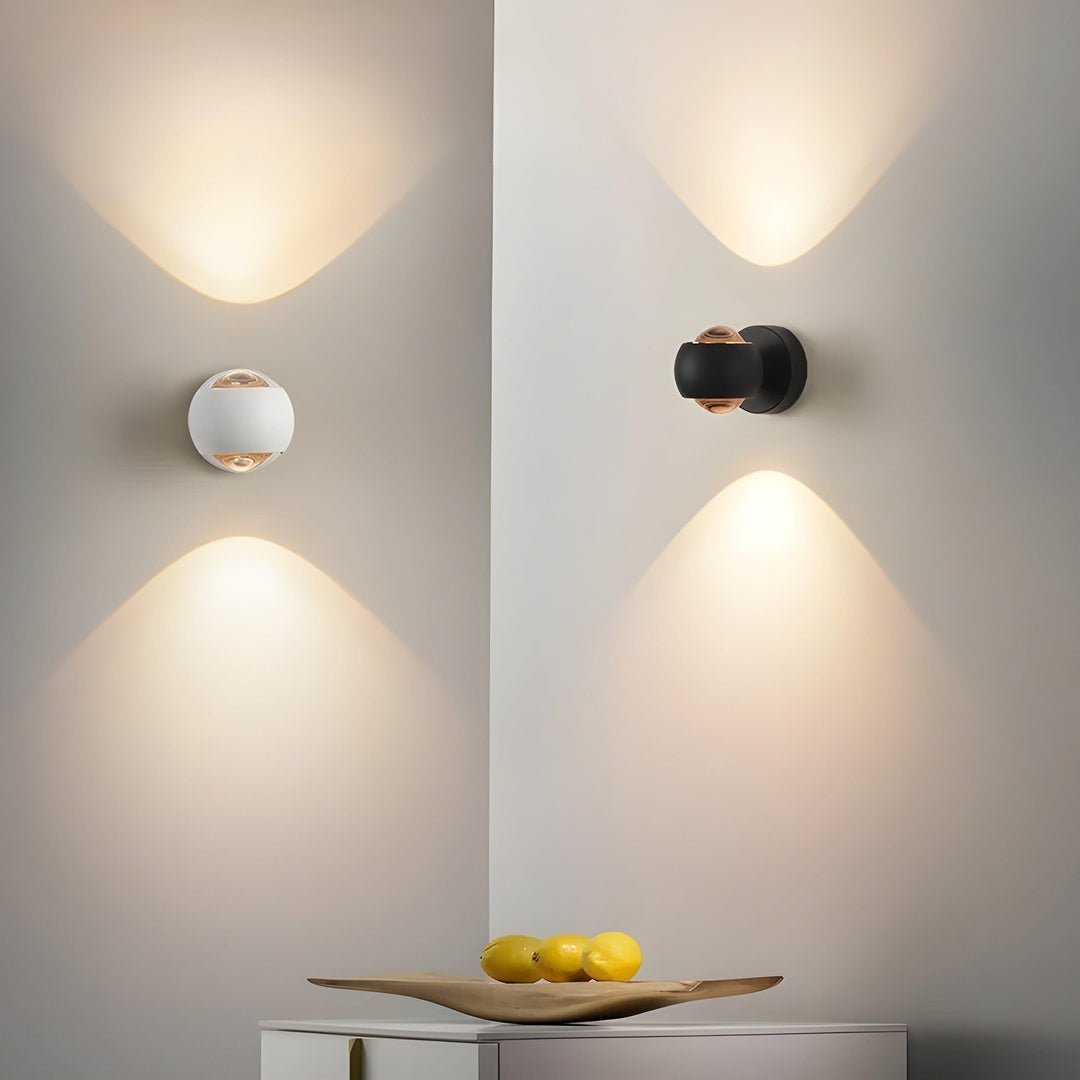 Skanto | Lys - Moderne svingbar innevegglampe