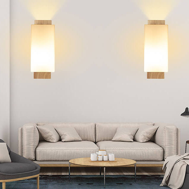 Skanto | Moderne minimalistisk massiv trefirkantet glass søyle 1-lys vegglampe