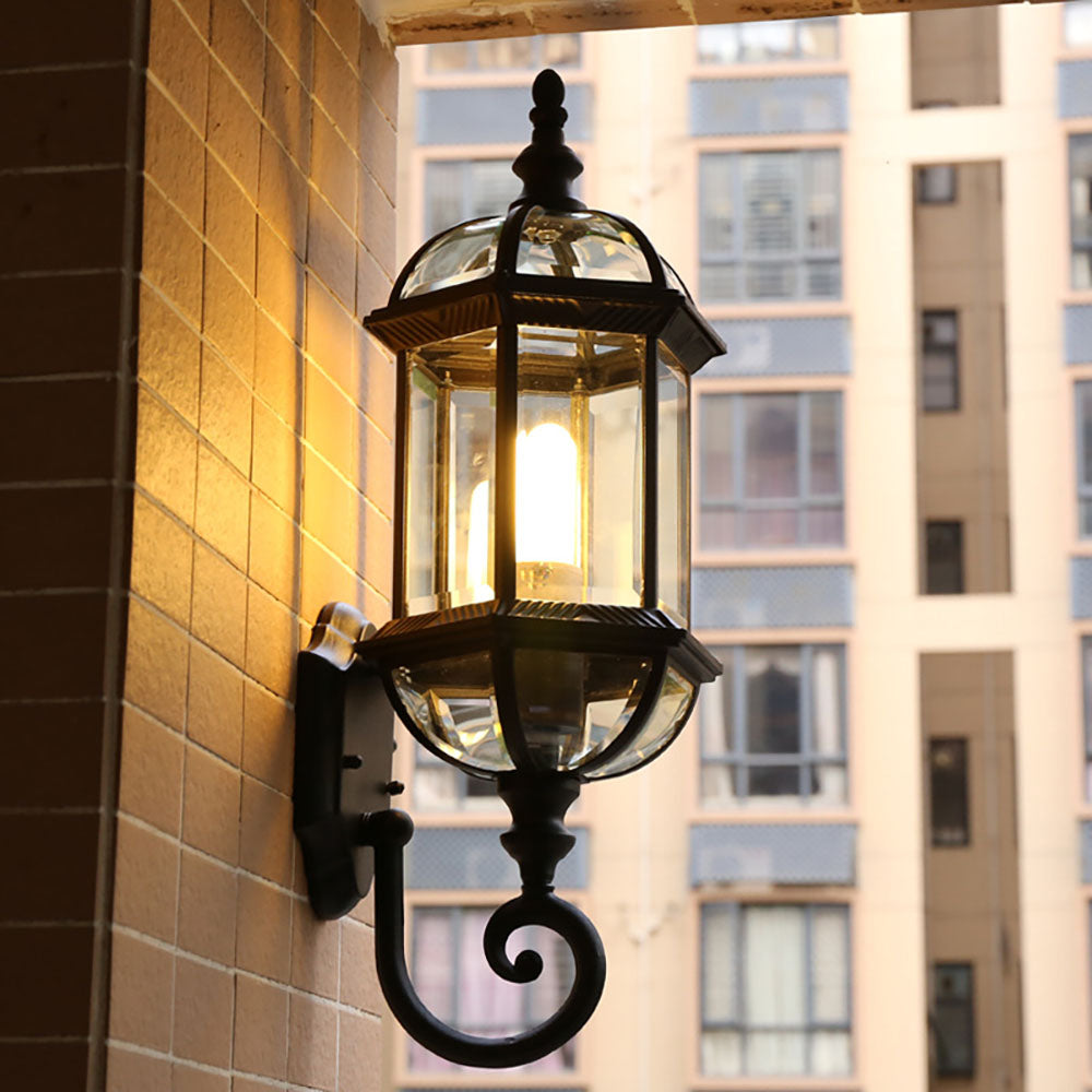 Tradisjonell Vintage Vanntett Hexagonal Aluminium Glass 1-Lykt Utendørs Vegglampe For Hage | Skanto