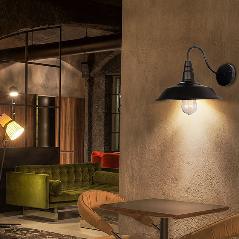 Skanto | Noctura Klassisk Vegglampe | Vintage Design | Jernramme med Rund Glasskjerm | 1-Lys Spisestue Belysning