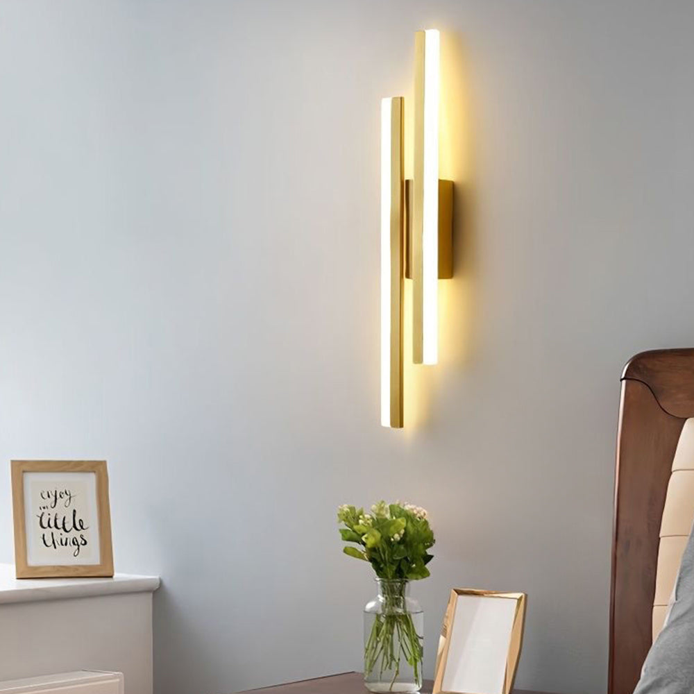 Skanto | LED-Wandleuchte | Modernes Design aus Acryl und Metall