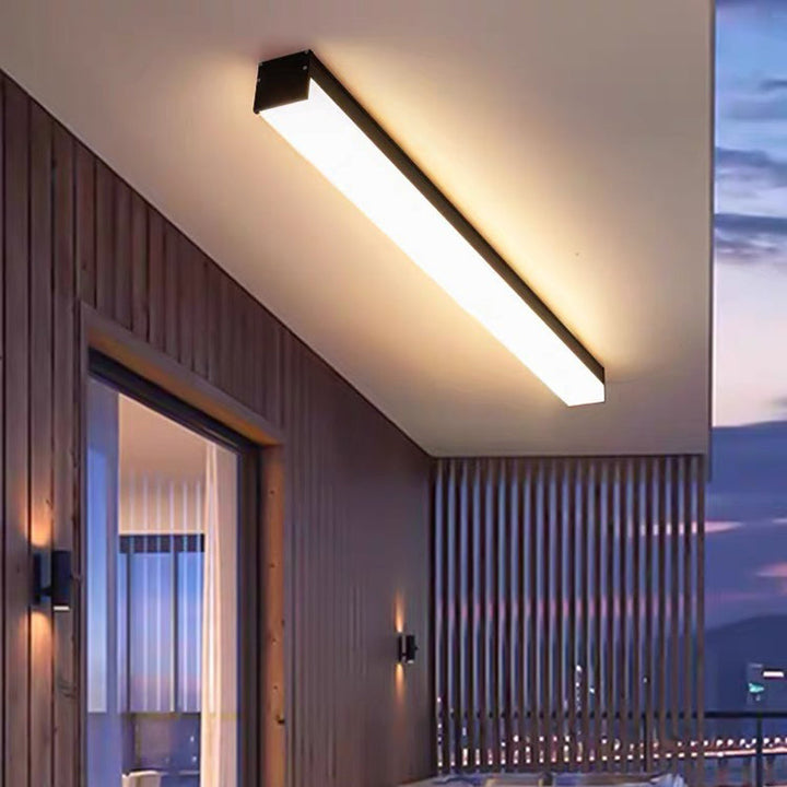 Lang, rektangulær LED-taklampe i aluminium for utendørsterrassen