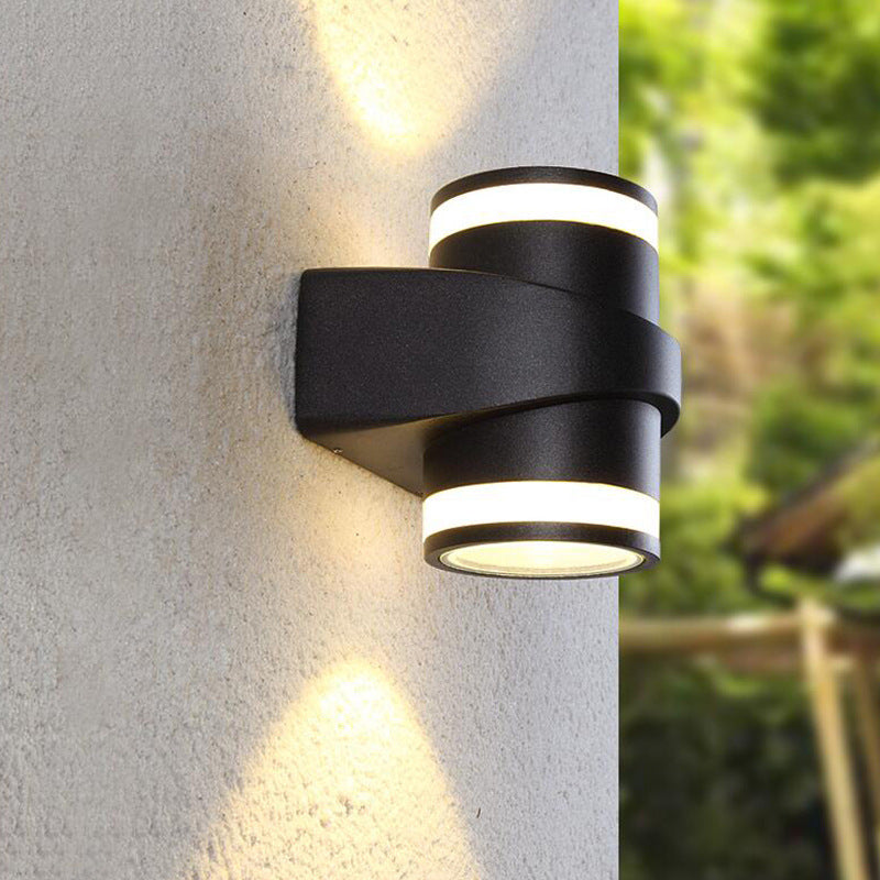 Moderne Sylinderformet Die-Cast Aluminium LED Vanntett Utendørs Hage Vegglampe | Skanto