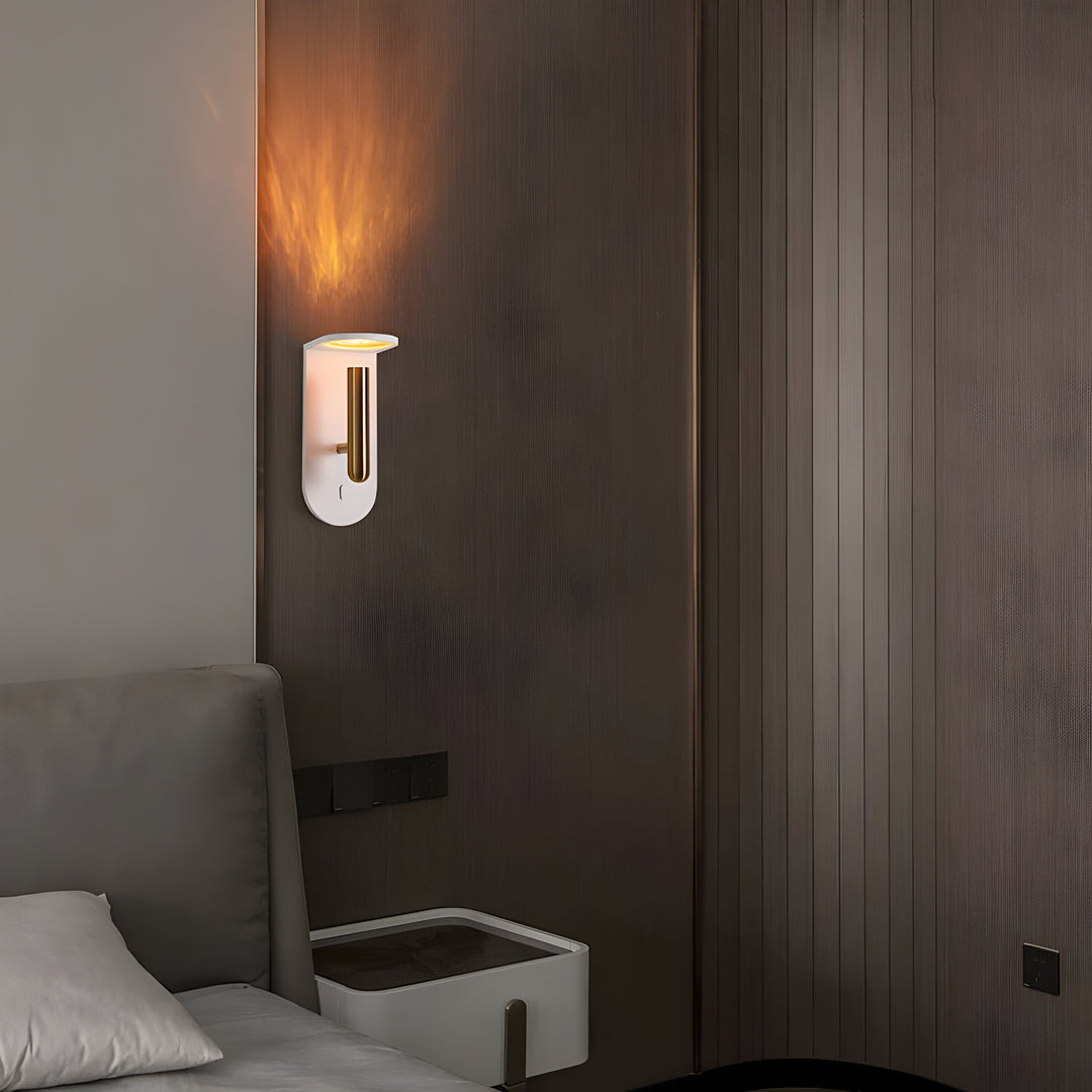 Justerbar nordisk LED-vegglampe med flammeeffekt Skanto