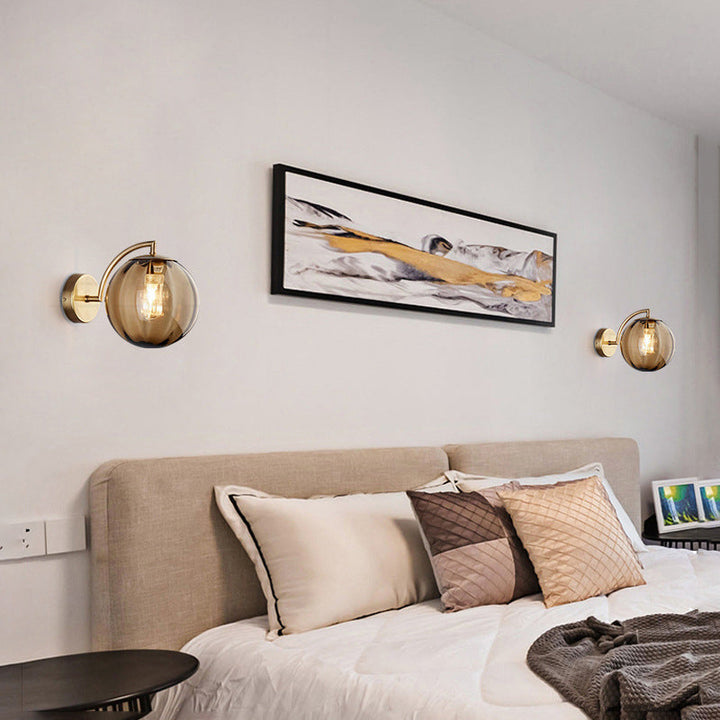 Skanto | Moderne Skandinavisk Rund Ball Jern Glass 1-Lys Vegglampe for Stue
