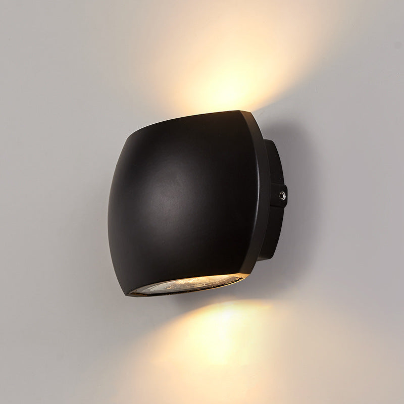 Moderne Industriell Halvsirkel Aluminium LED Utendørs Vegglampe For Hage | Skanto