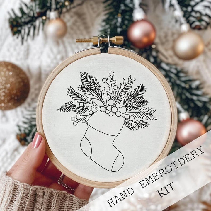Skanto | Julebroderisett DIY | Komplett Kit for Hjemmelaget Dekor | 20 cm