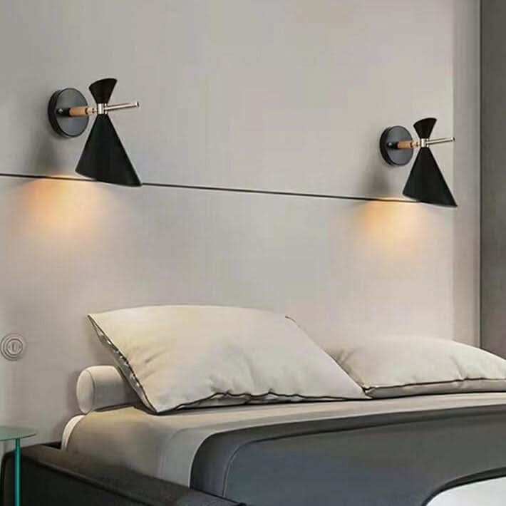 Skanto | Minimalistisk Vegglampe – Moderne Horndesign Lampe