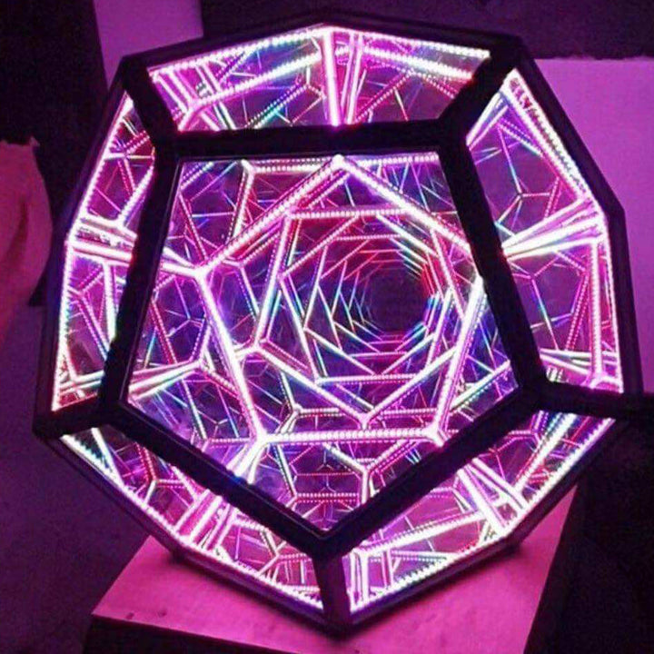 Skanto | Infinity Dodecahedron LED Nattlys Kunst Bordlampe