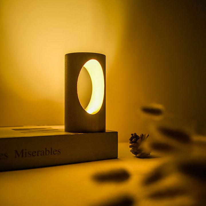 Skanto | Japansk heltre rektangulær søyle LED nattlampe USB bordlampe