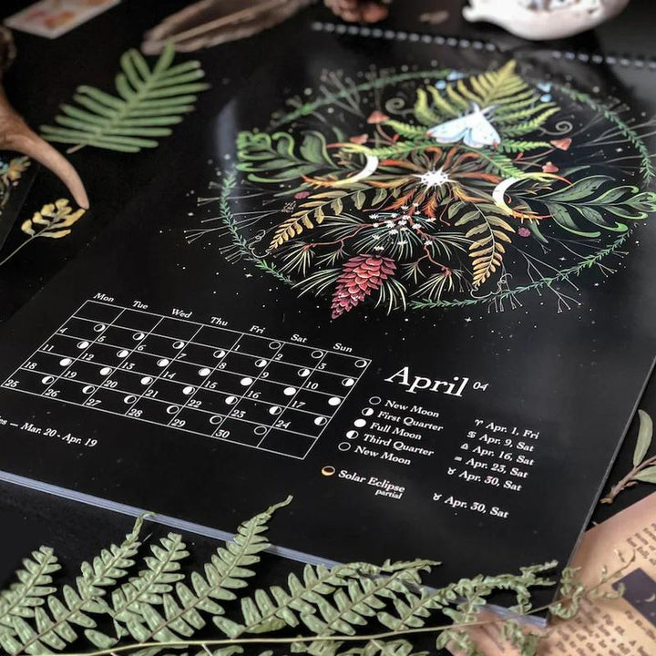 Skanto | 2023 Mørk Skog Månekalender