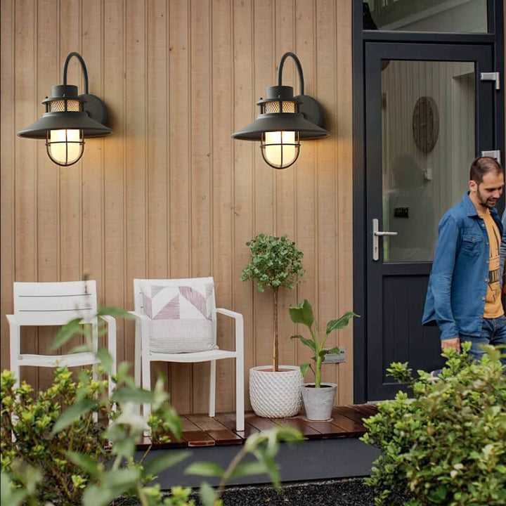 Utendørs Vanntett Jernkropp 1-Lys Utendørs Vegglampe | Skanto