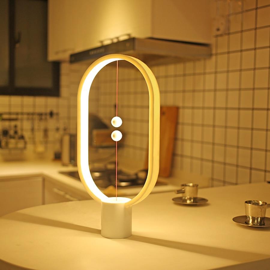 Tao - Moderne Nordisk Magnetisk Balans LED Lampe | Skanto