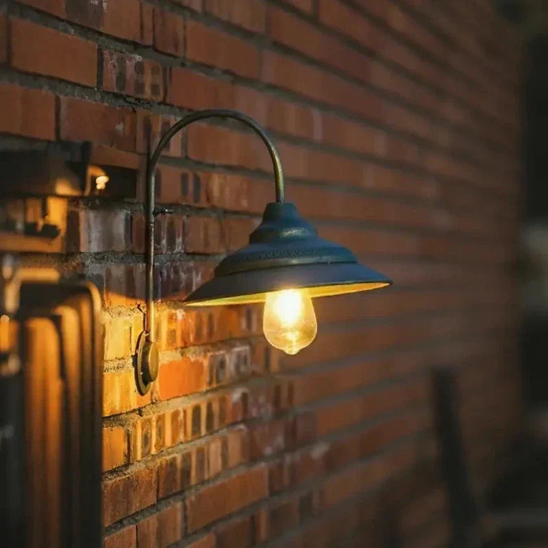 Heritage Solar Vegglampe | Skanto