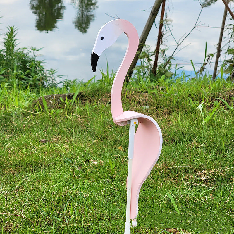 Skanto | Svimmel Flamingo Hagedekorasjon