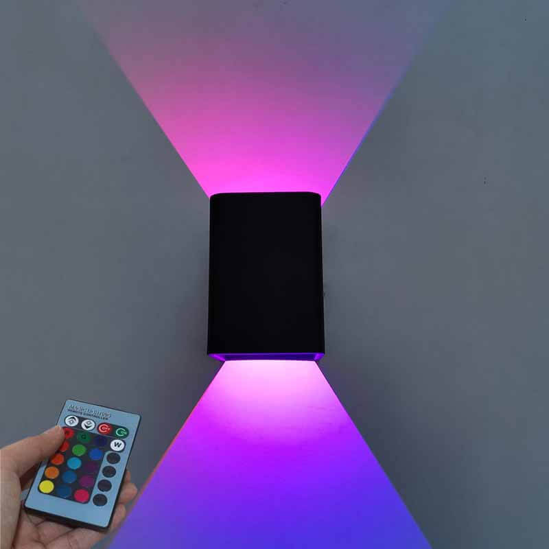 Skanto | Moderne firkantet aluminium LED RGB vegglampe