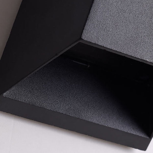 Utendørs moderne søylegeometri LED vanntett vegglampe | Skanto