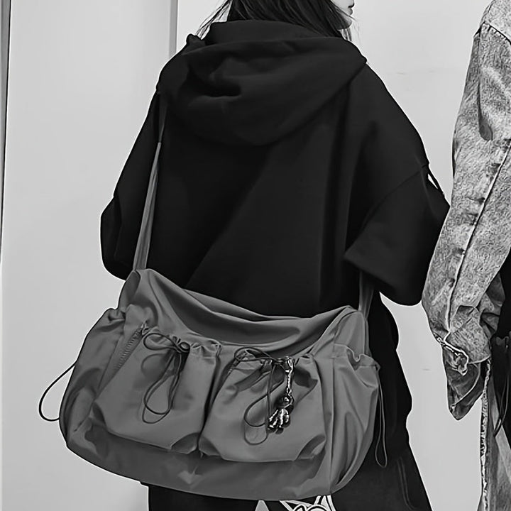 Skanto | UrbanLiner Nylon Messengerbag – Svart skulderveske med glidelås for daglig bruk