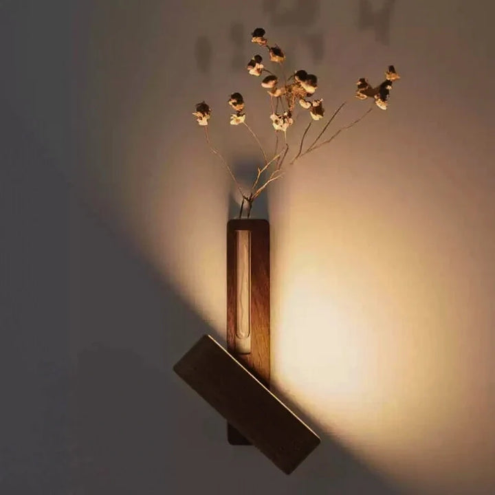 Skanto | EasyStick Vase Vegglampe