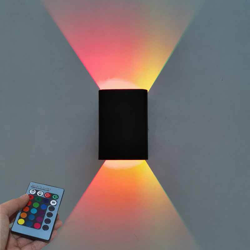 Skanto | Moderne firkantet aluminium LED RGB vegglampe