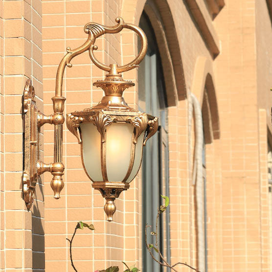 Europeisk Retro Aluminium Glass Utskåret Lantern 1-Lys Utendørs Vanntett Vegglampe | Skanto