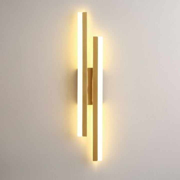 Skanto | LED-Wandleuchte | Modernes Design aus Acryl und Metall