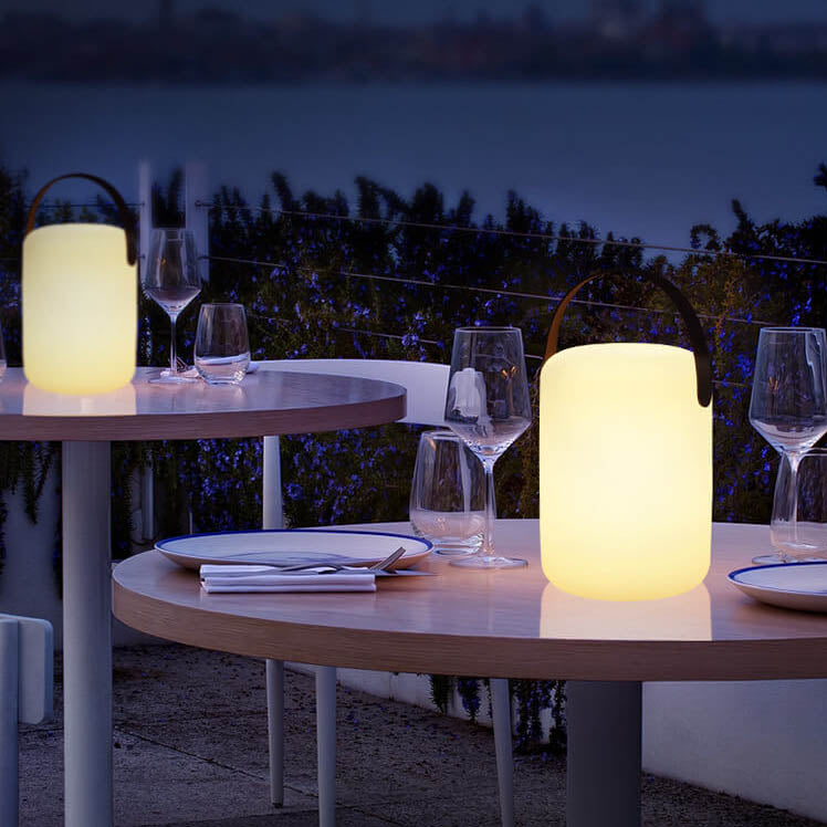 Skanto | Moderne Enkelhet Plast Rund Fyrkantet Hånd LED Bordlampe for Utendørs Patio