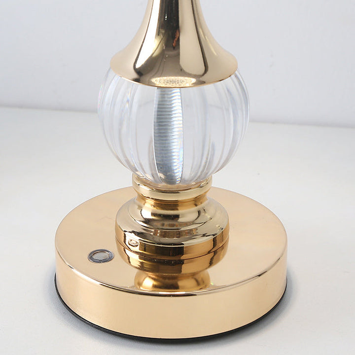Skanto | Moderne Kreativ Ananas Metall Akryl USB LED Bordlampe for Soverom