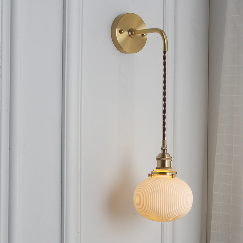 Skanto | Japansk Retro Minimalistisk Sylinder Oval Messing Lucite 1-Lys Vegglampe