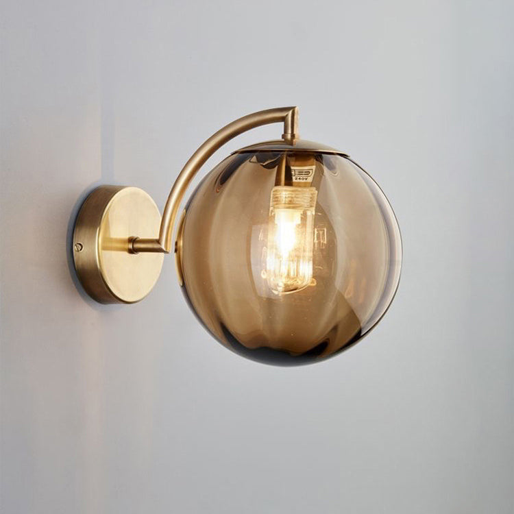 Skanto | Moderne Skandinavisk Rund Ball Jern Glass 1-Lys Vegglampe for Stue