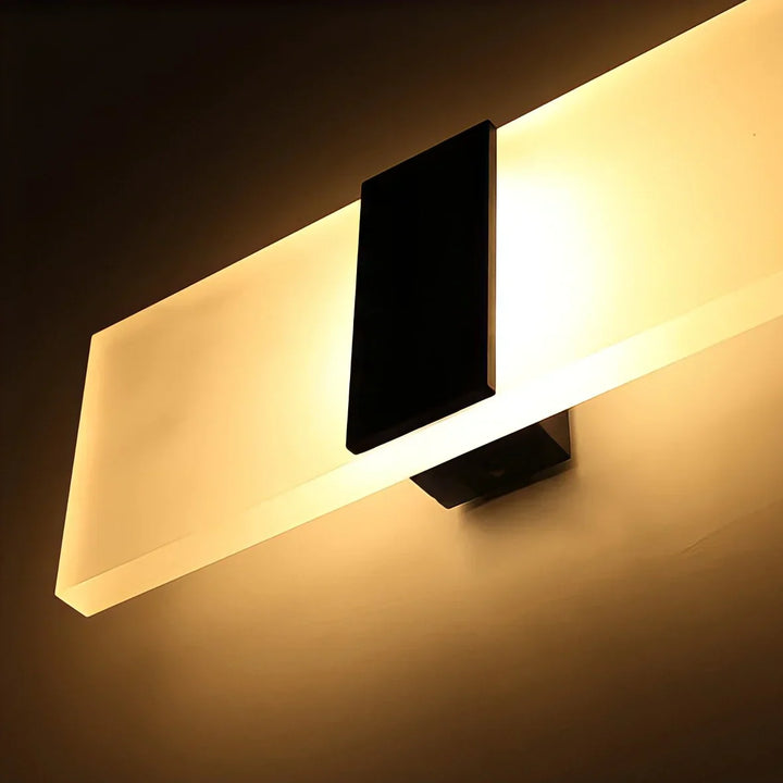 Glass vegglampe | Skanto