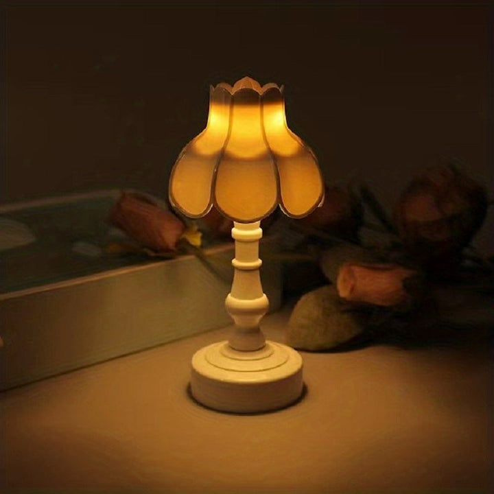 LumiDeco - Retro LED Mini Bordlampe for Hjem Skanto