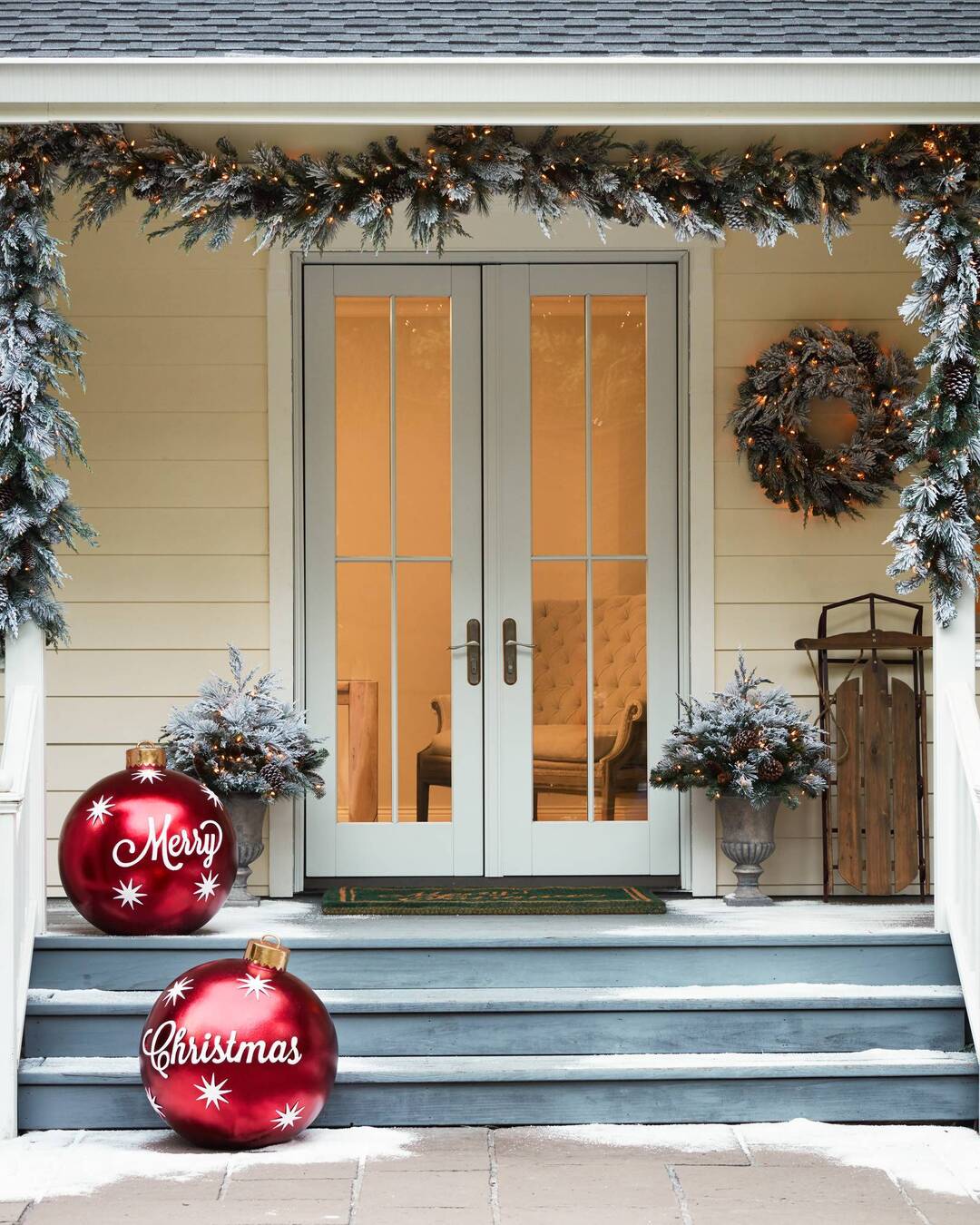 Skanto | Jule Oppblåsbar Dekorasjon Ball | Utendørs Hage Ornament | 60cm PVC
