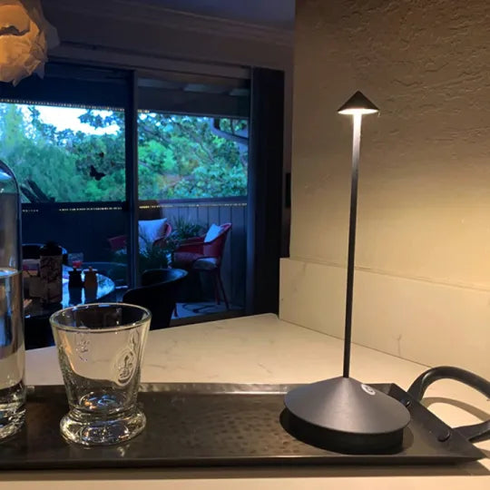 LED Bordlampe - Serenity | Skanto