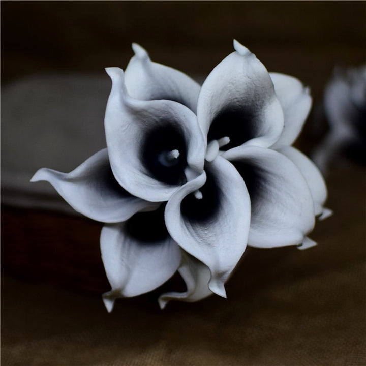 Skanto | 10 marineblå Calla lilje PU Real Touch blomster bryllupsdekorasjon buketter borddekorasjon kunstige blomster hjemmedekor