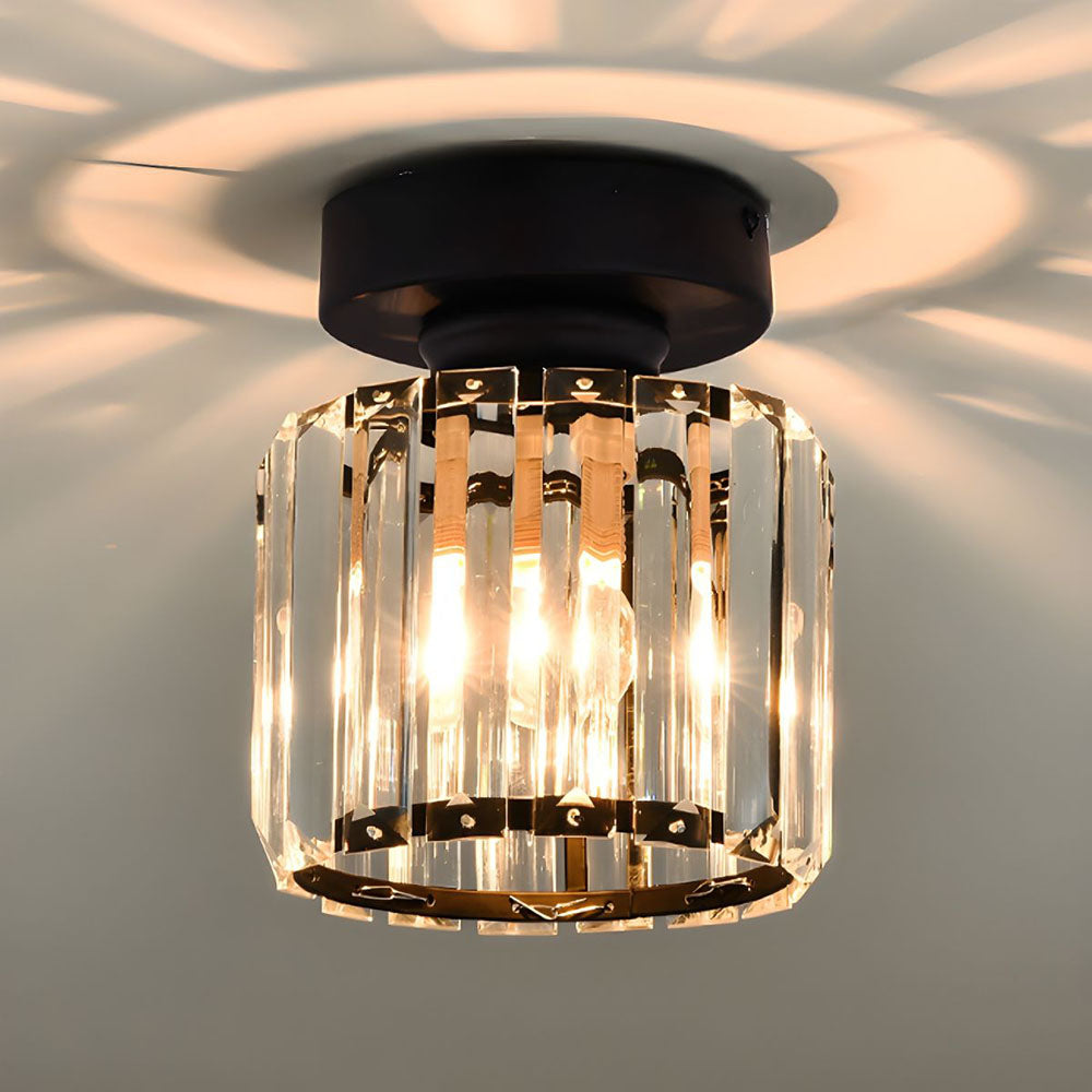 Skanto | Kristallglass Taklampe – Messingfeste & Kompakt Design