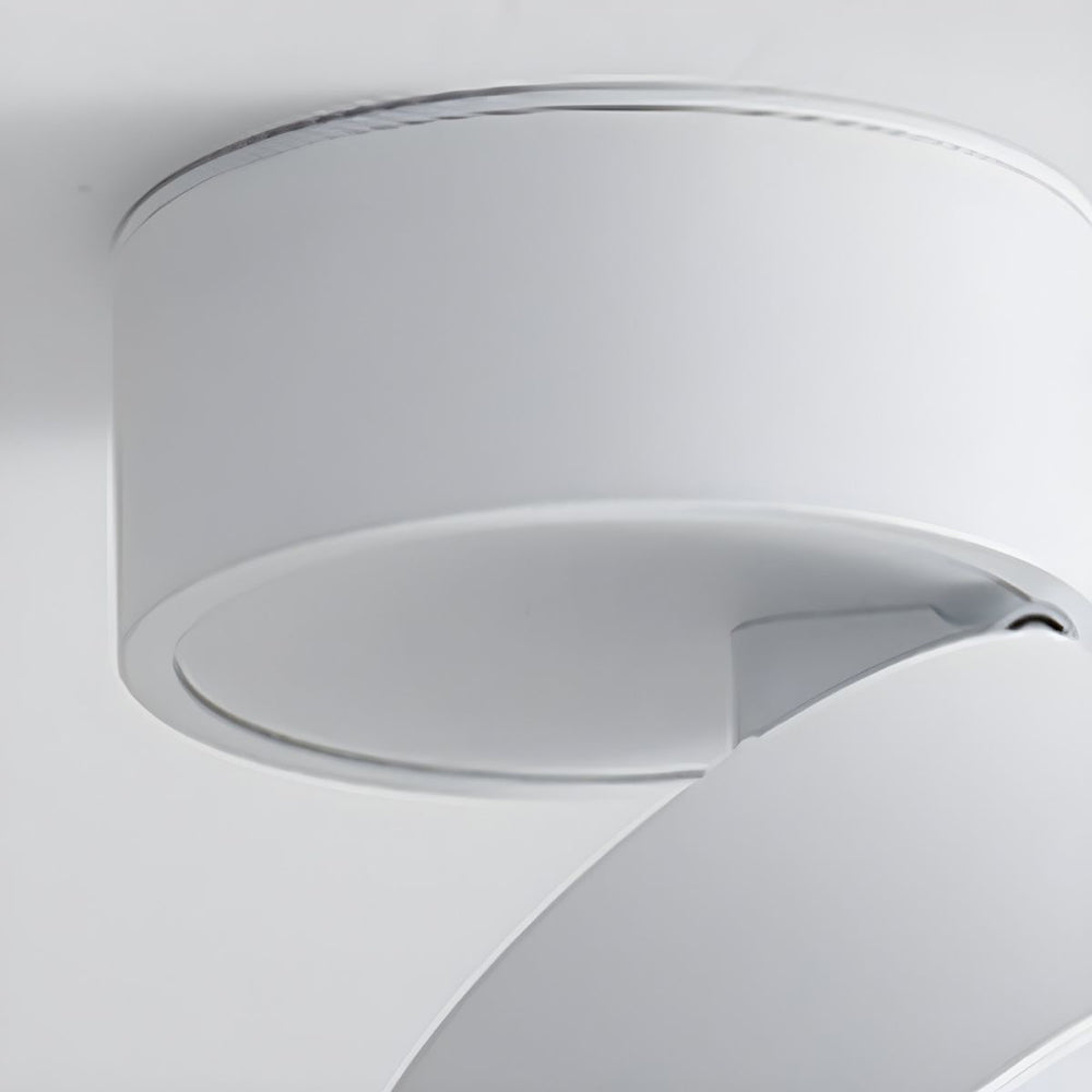 Skanto | LED taklampe med justerbart spotlight-hode