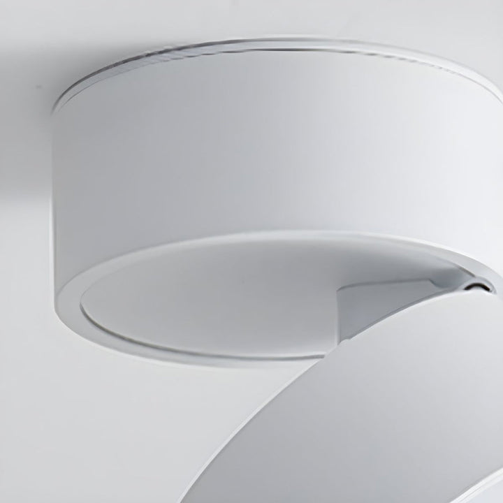 Skanto | LED taklampe med justerbart spotlight-hode